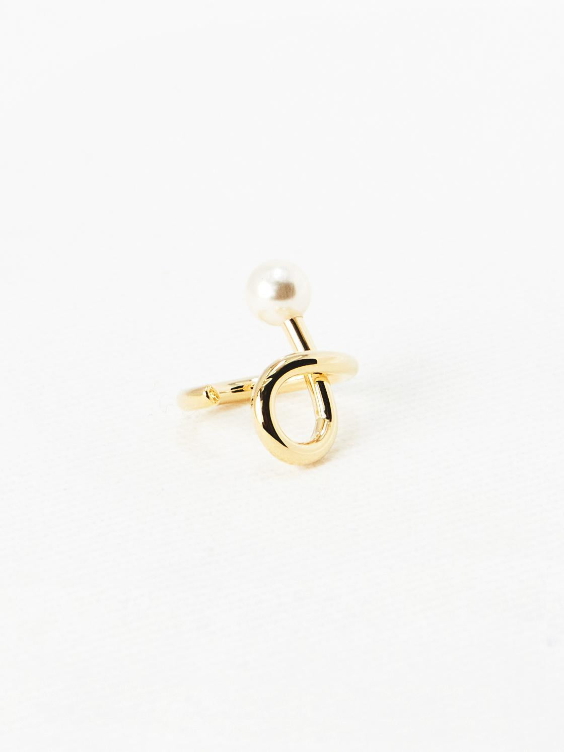 Pearl Earcuff