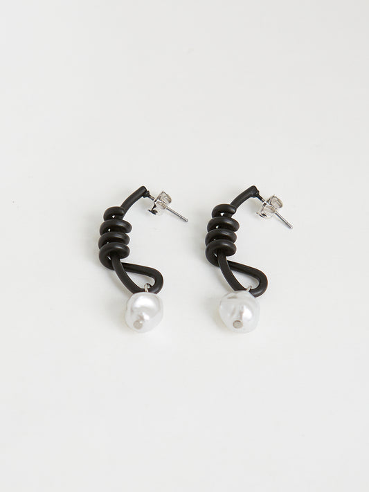 Pearl Knot Earrings