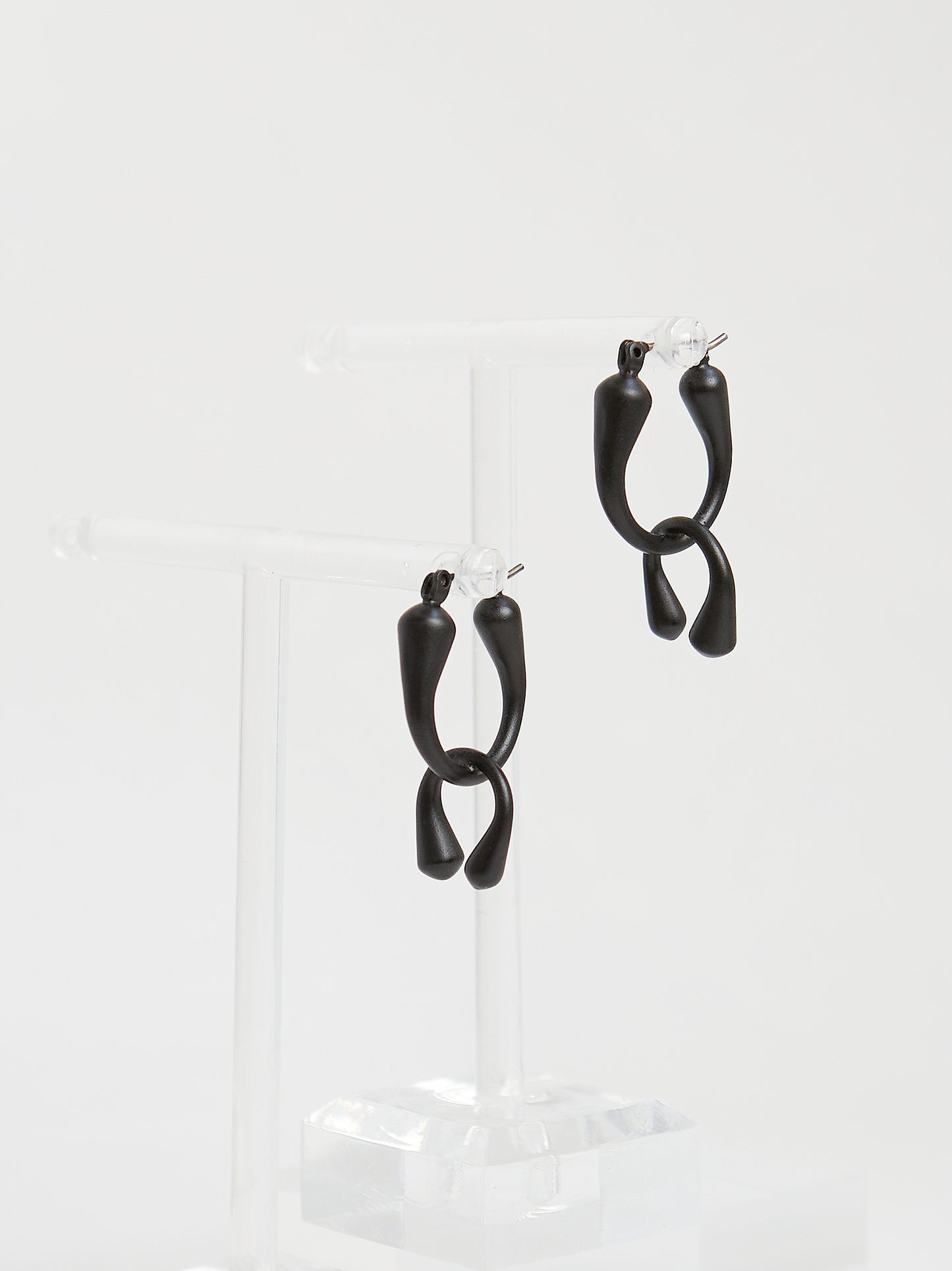 Horseshoe Link Earrings