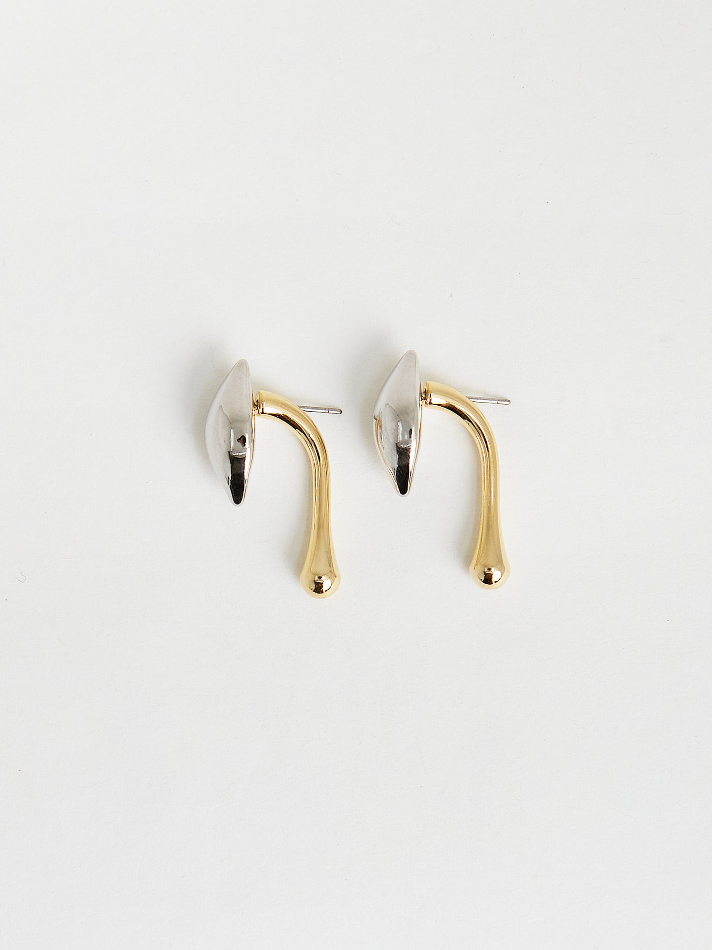 Leaf Stud Earrings (Silver)