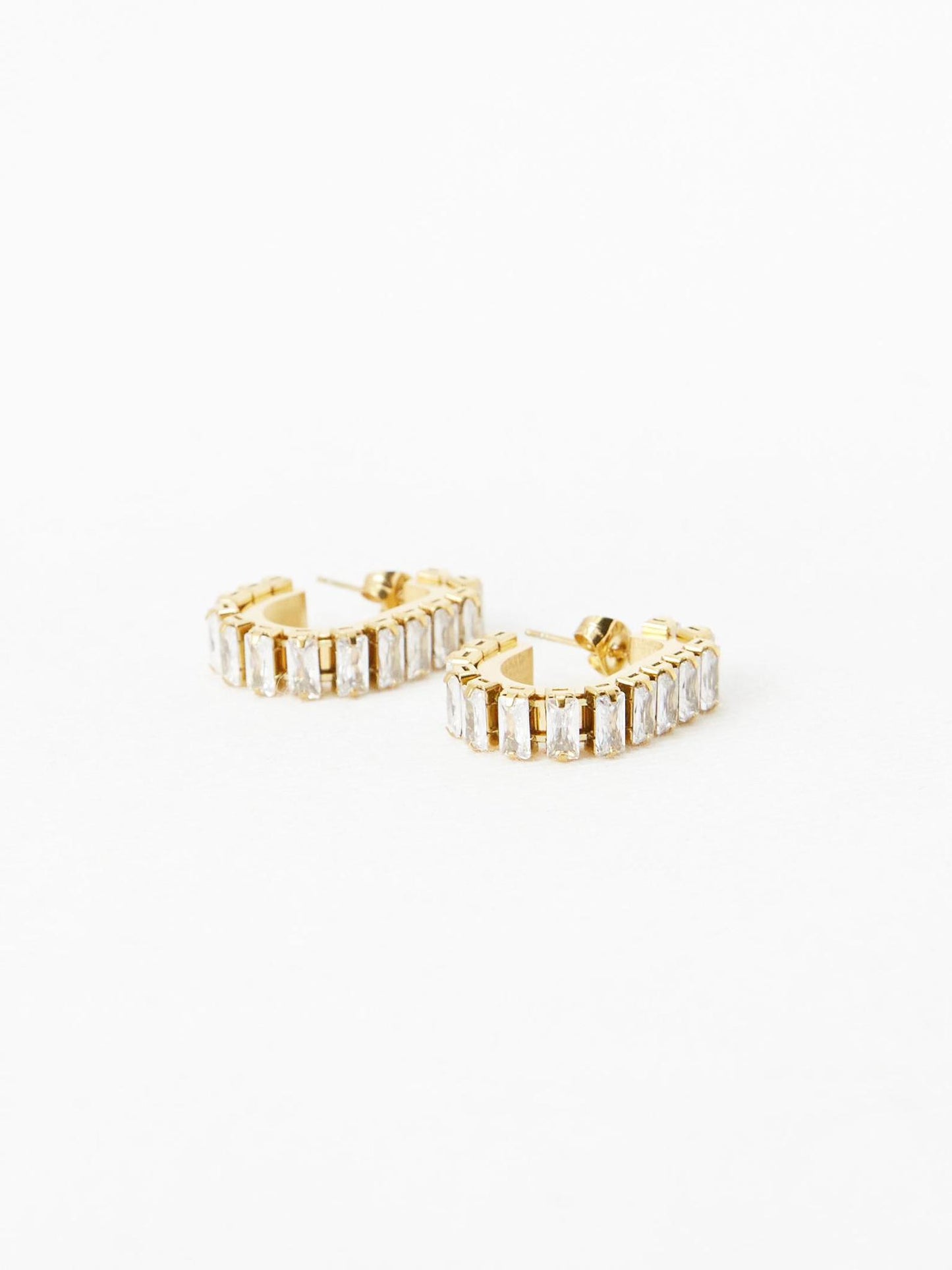 Cubic U Hoop Earrings