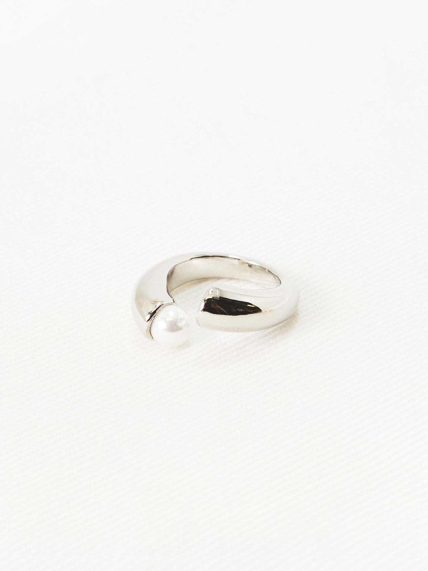 Spiral Pearl Ring (2color)