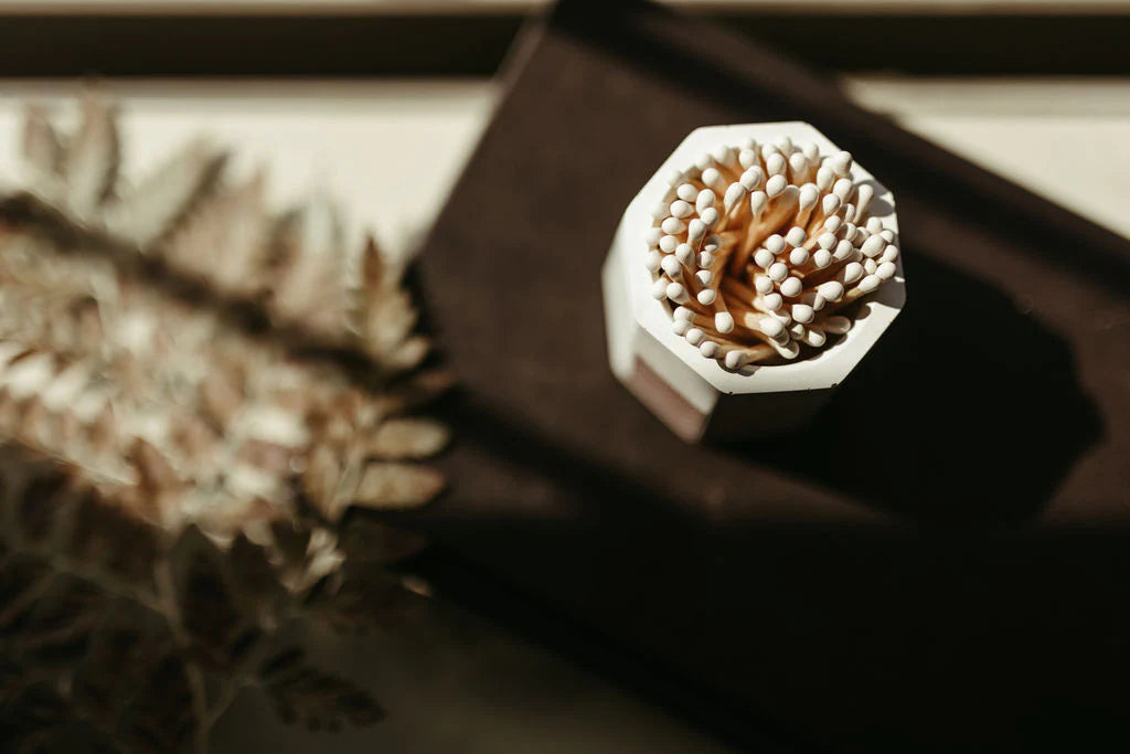 Tenn Prairie White Match Holder w/ Striker and White Matches