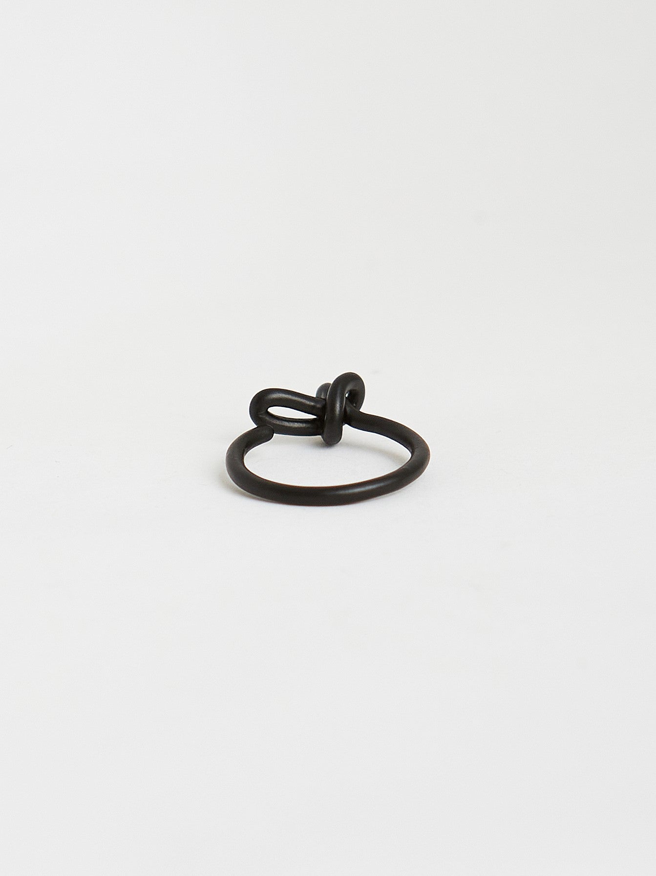 Single Knot Ring