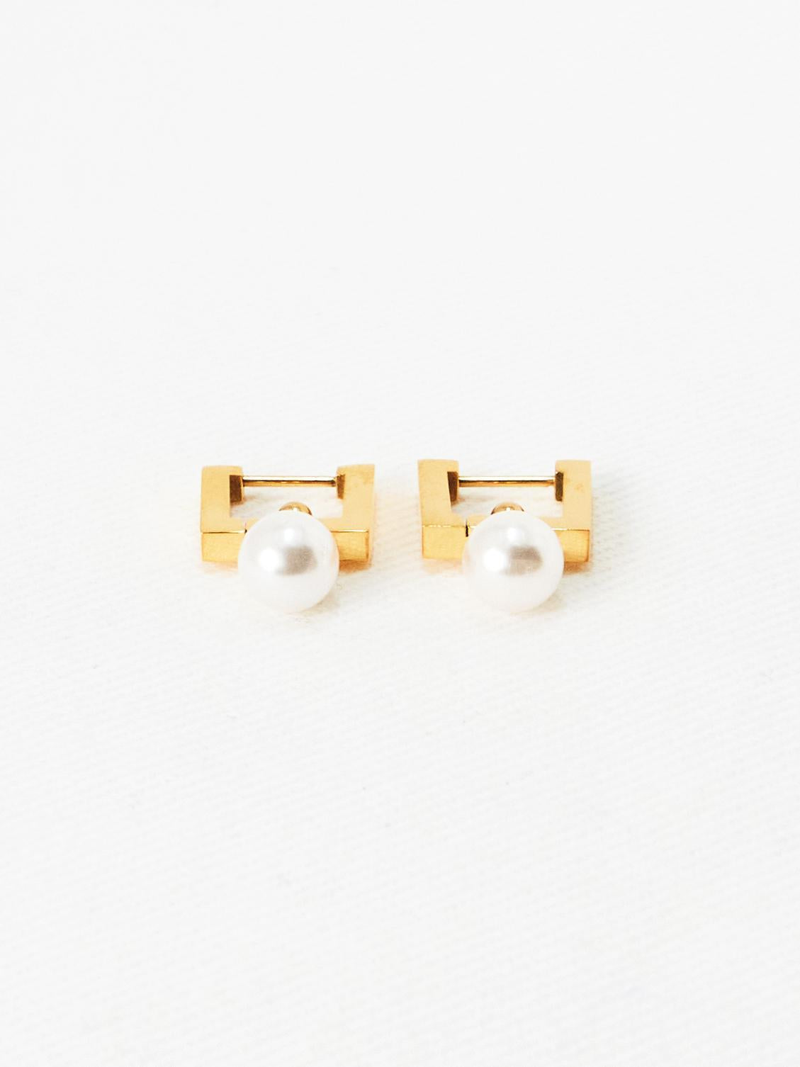 Square Pearl Earring
