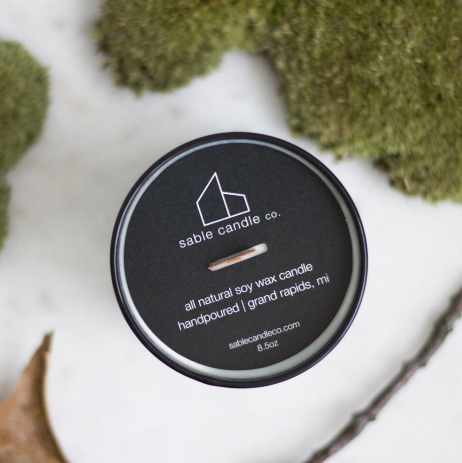oak + moss tumbler candle