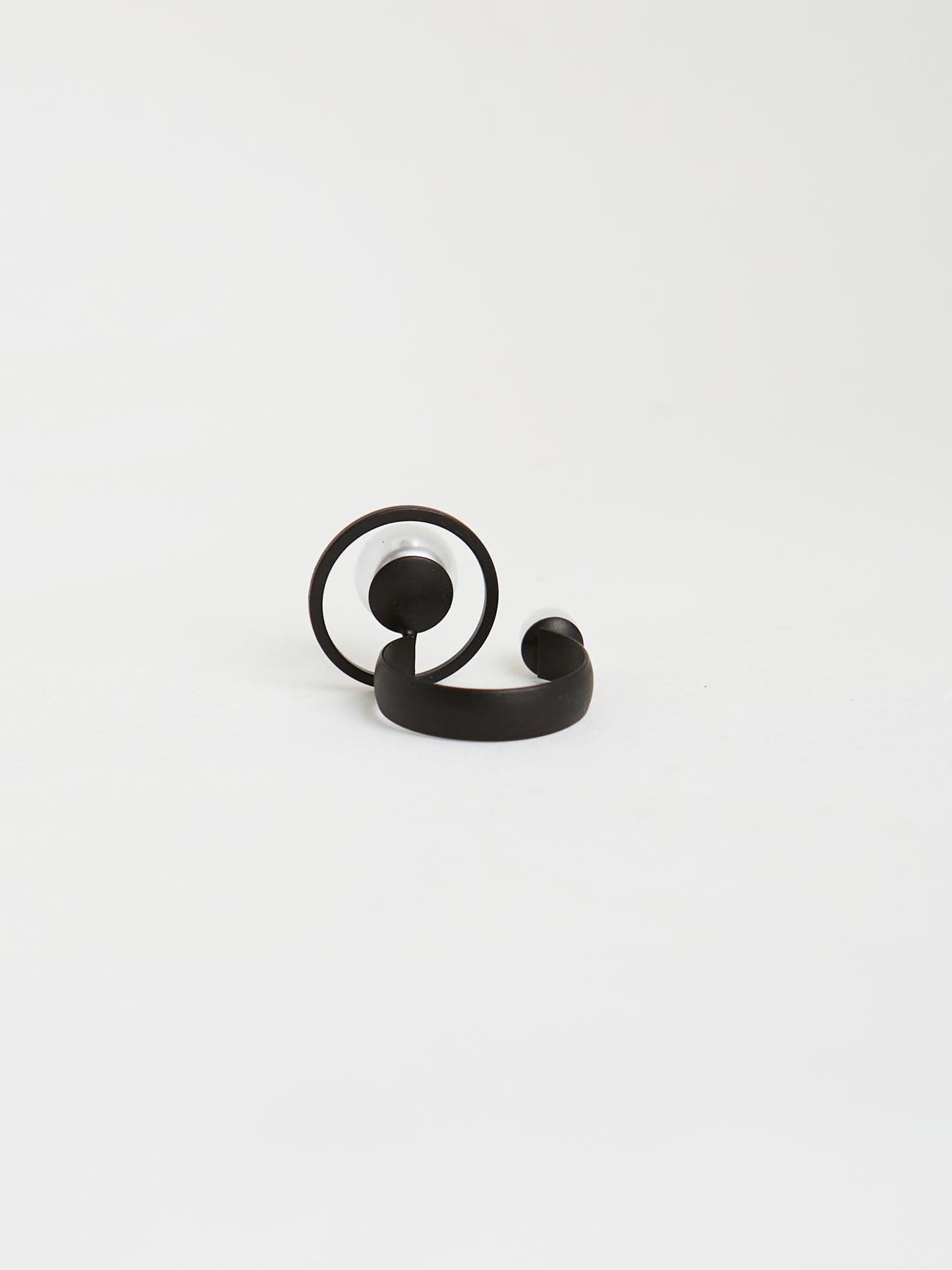 Double Pearl Ring