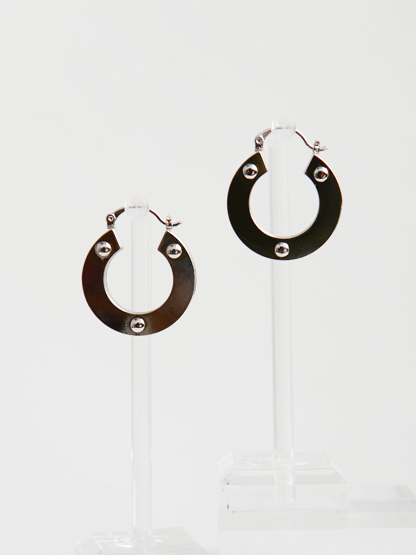 Huggie Hoop Earrings (Silver)