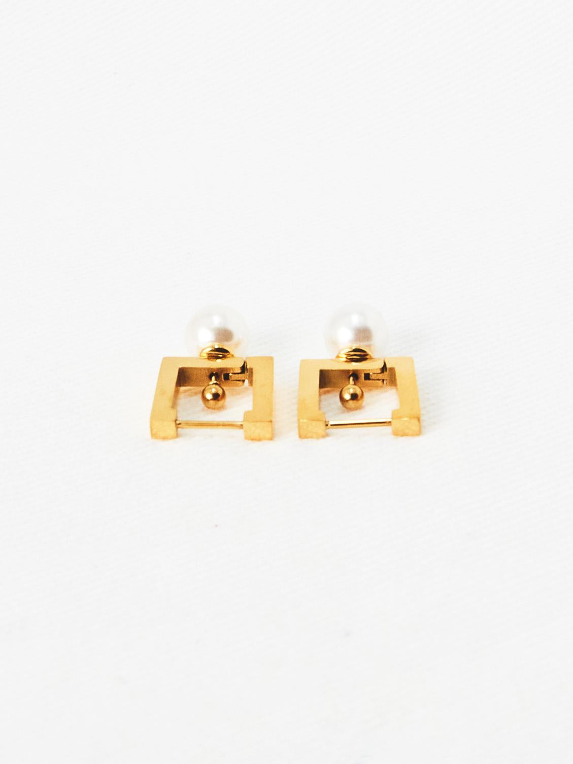 Square Pearl Earring