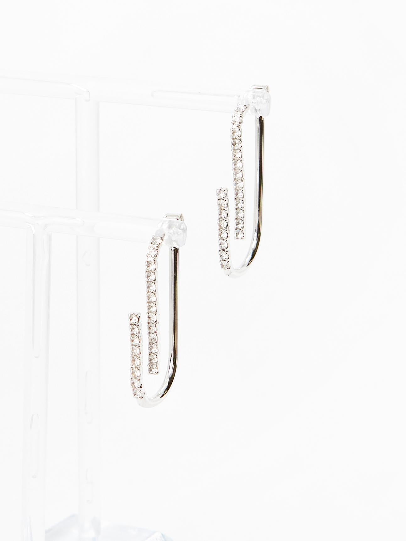 Cubic U Stud Earring