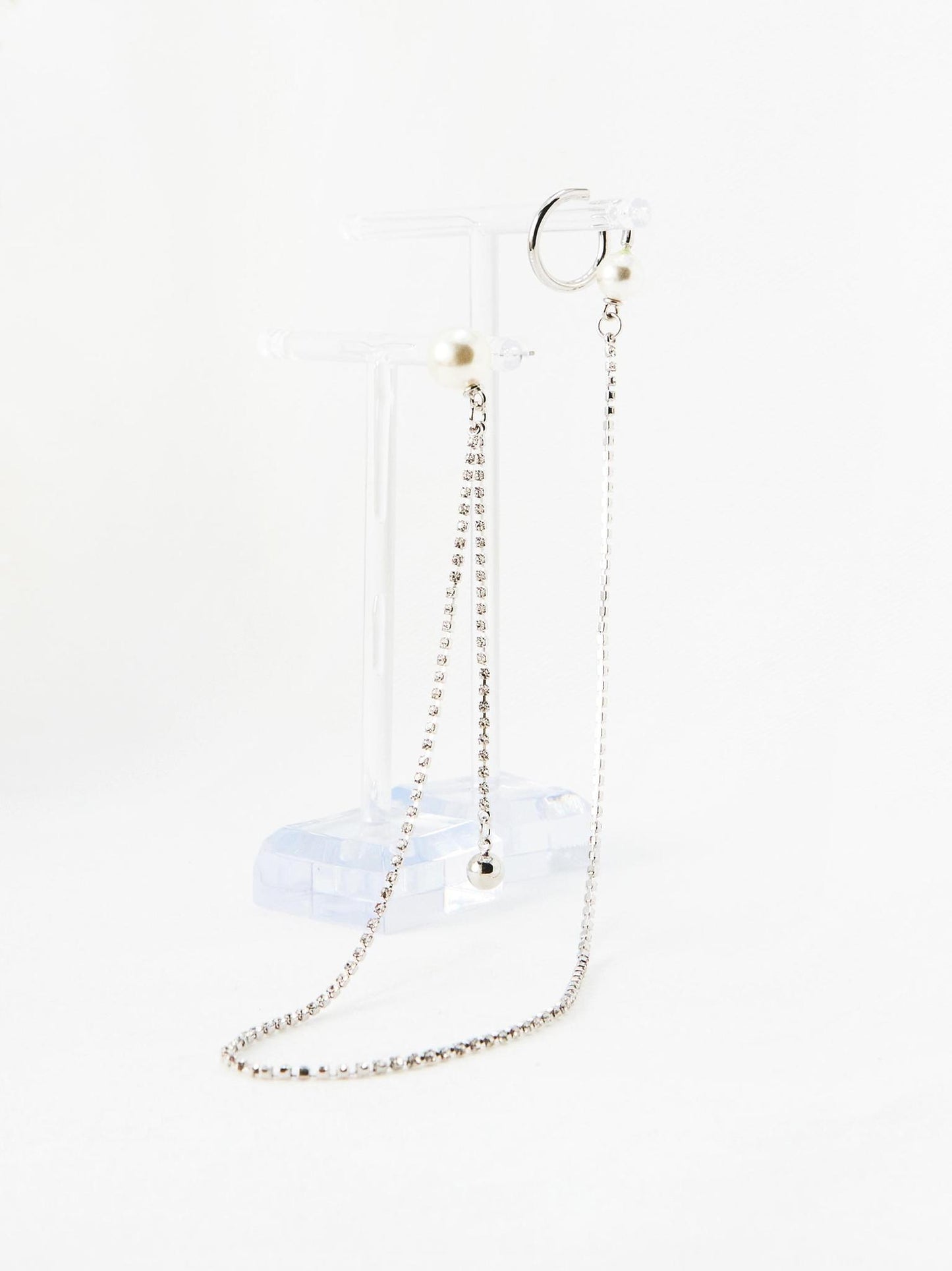 Long Chain Earcuff