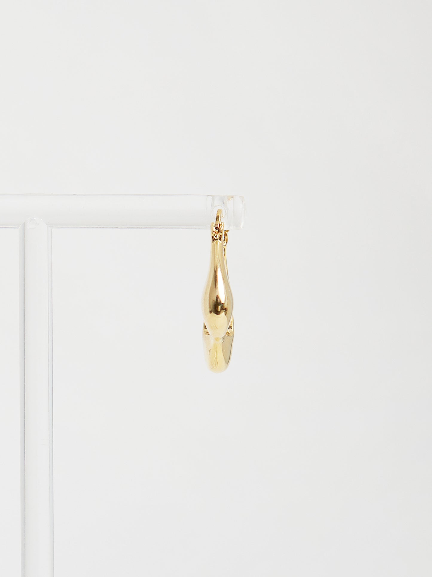 Chunky Hoop Earrings (Gold)