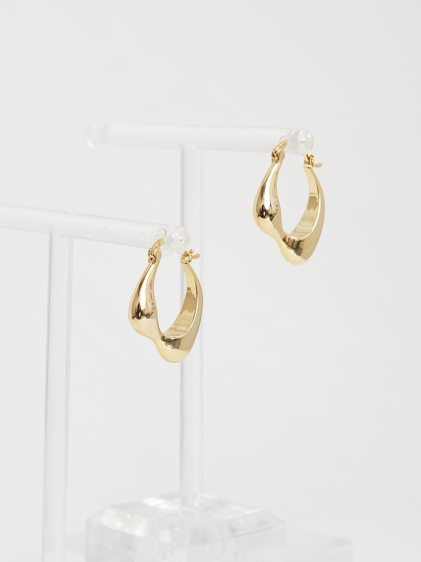 Chunky Hoop Earrings (Gold)