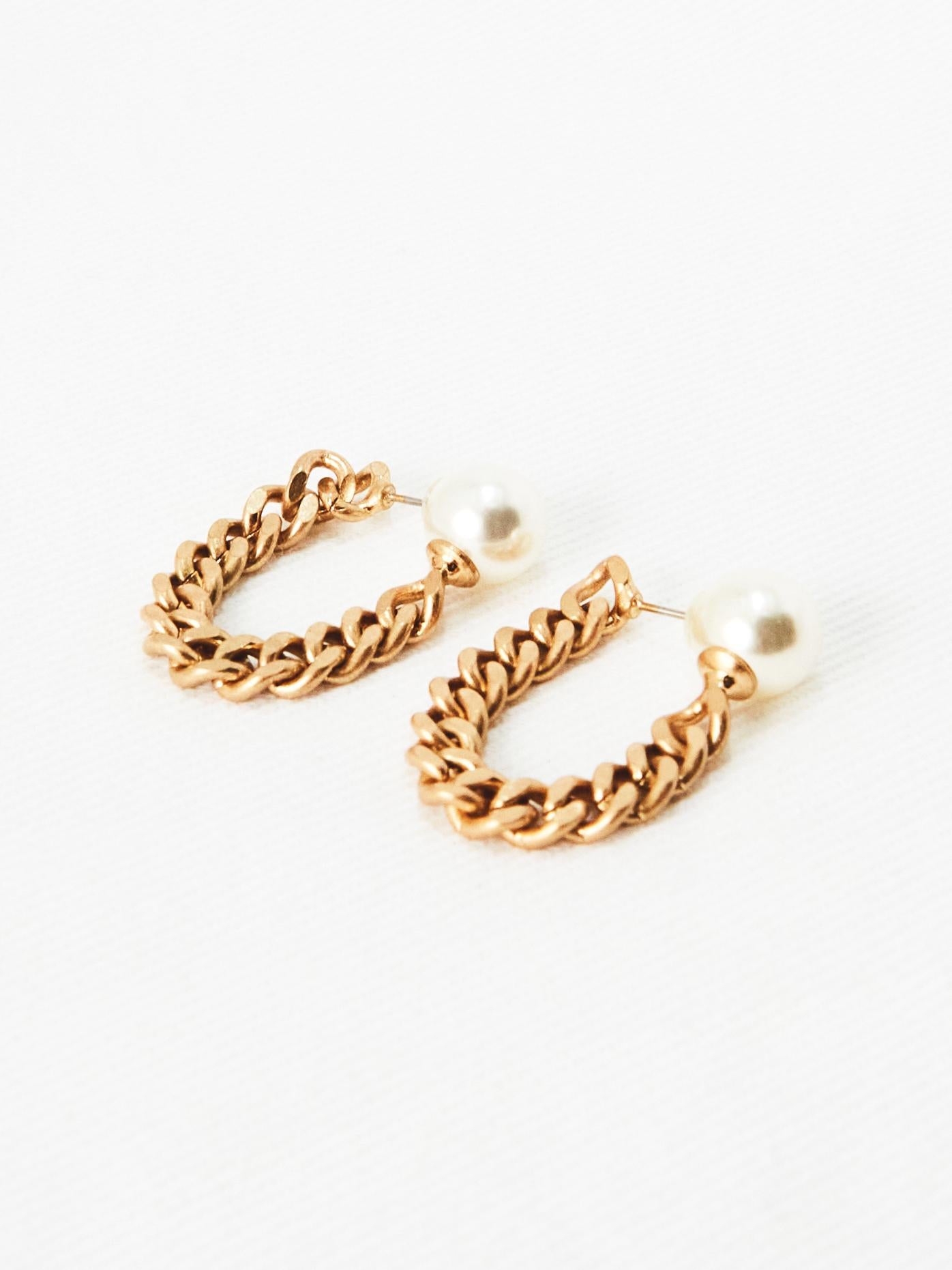 Matte Chain Pearl Earring