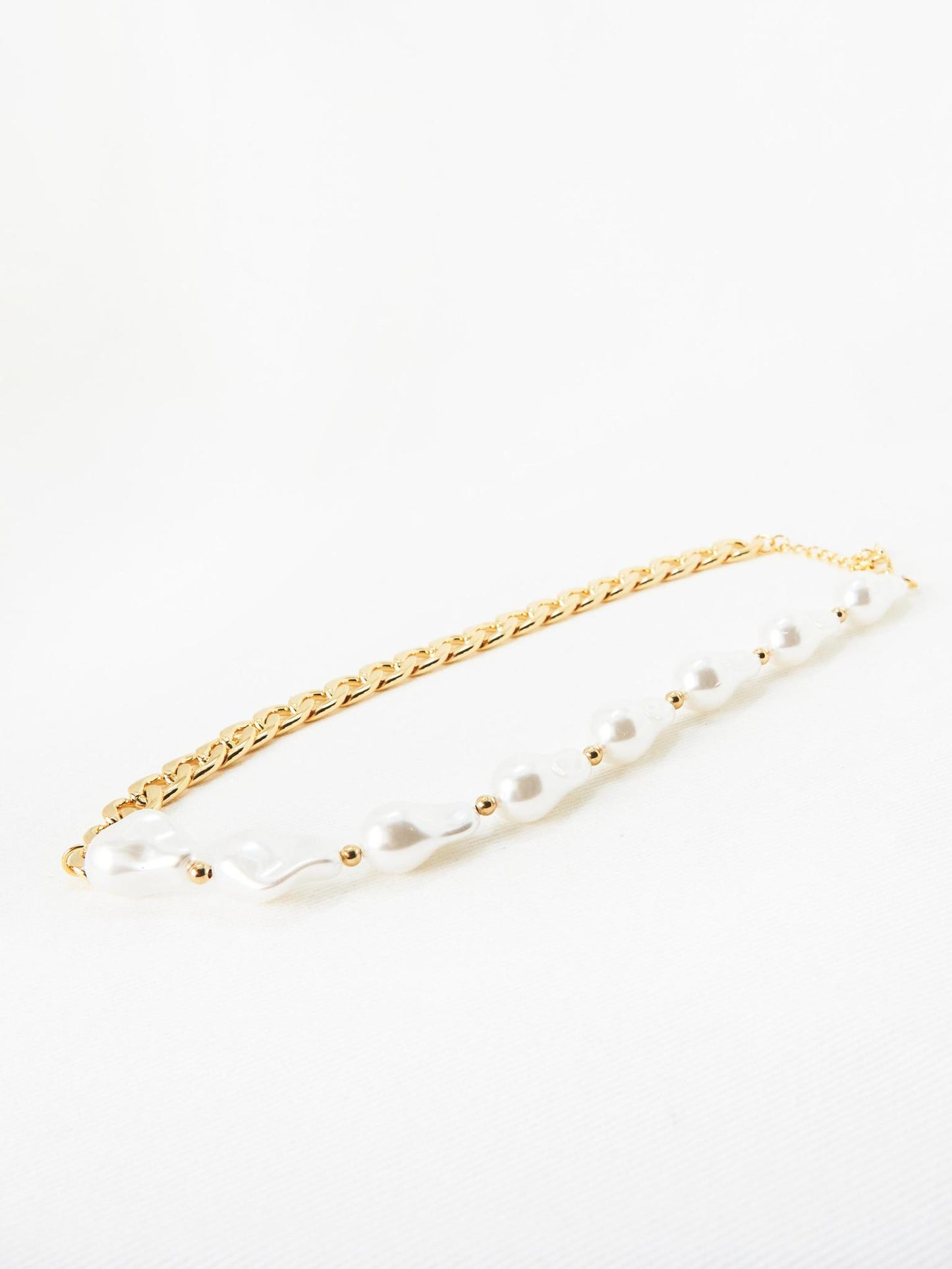 Gold Chain with Pearl Necklace