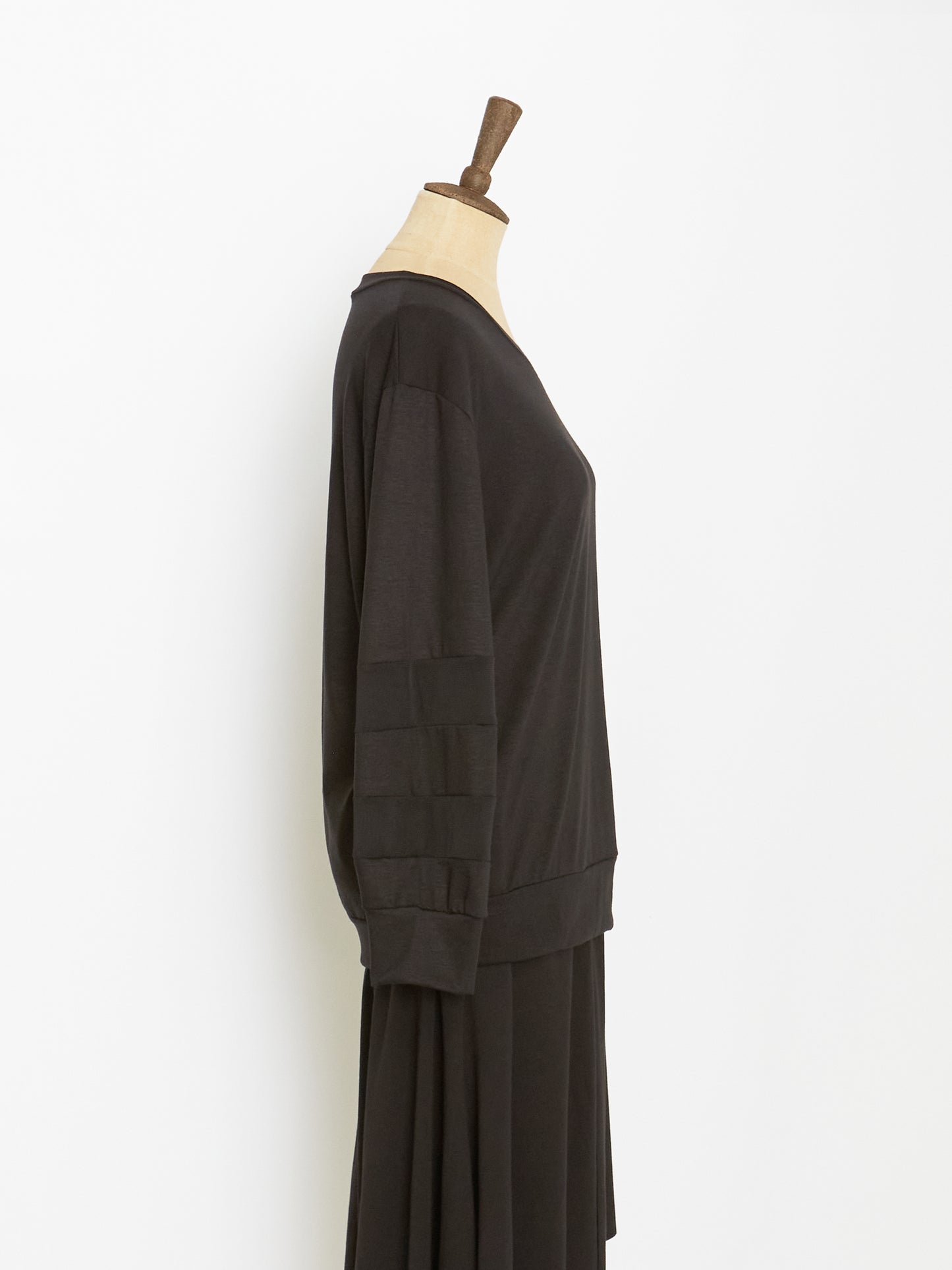 AQFW22T07BLK
