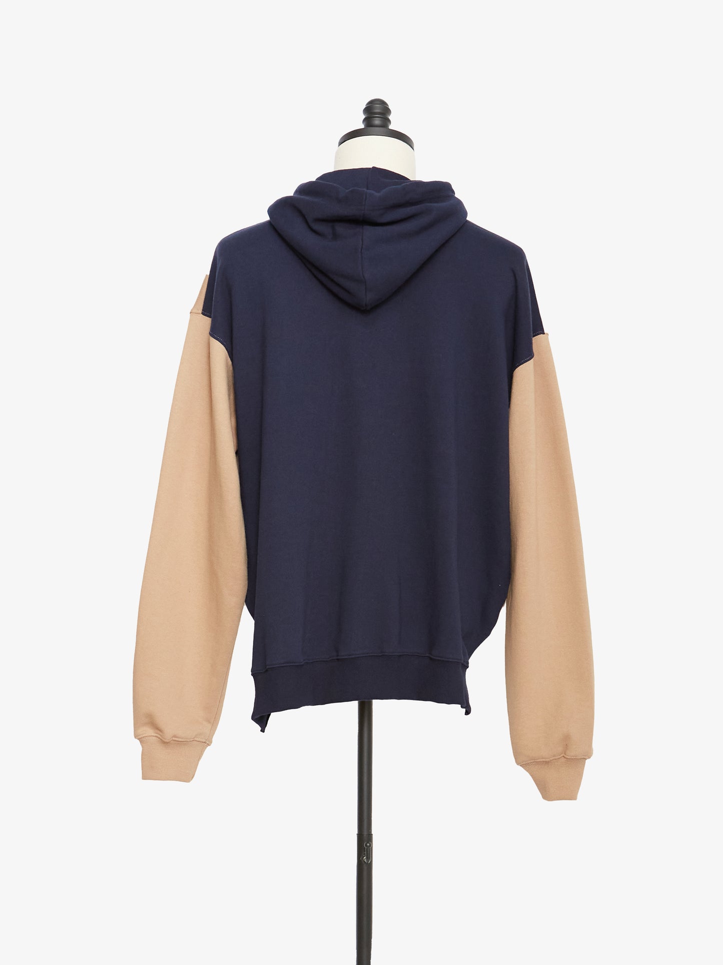 AQFW22T32BRN