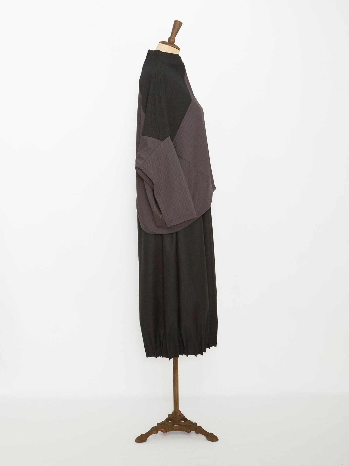 The Pleated Top (Grey)
