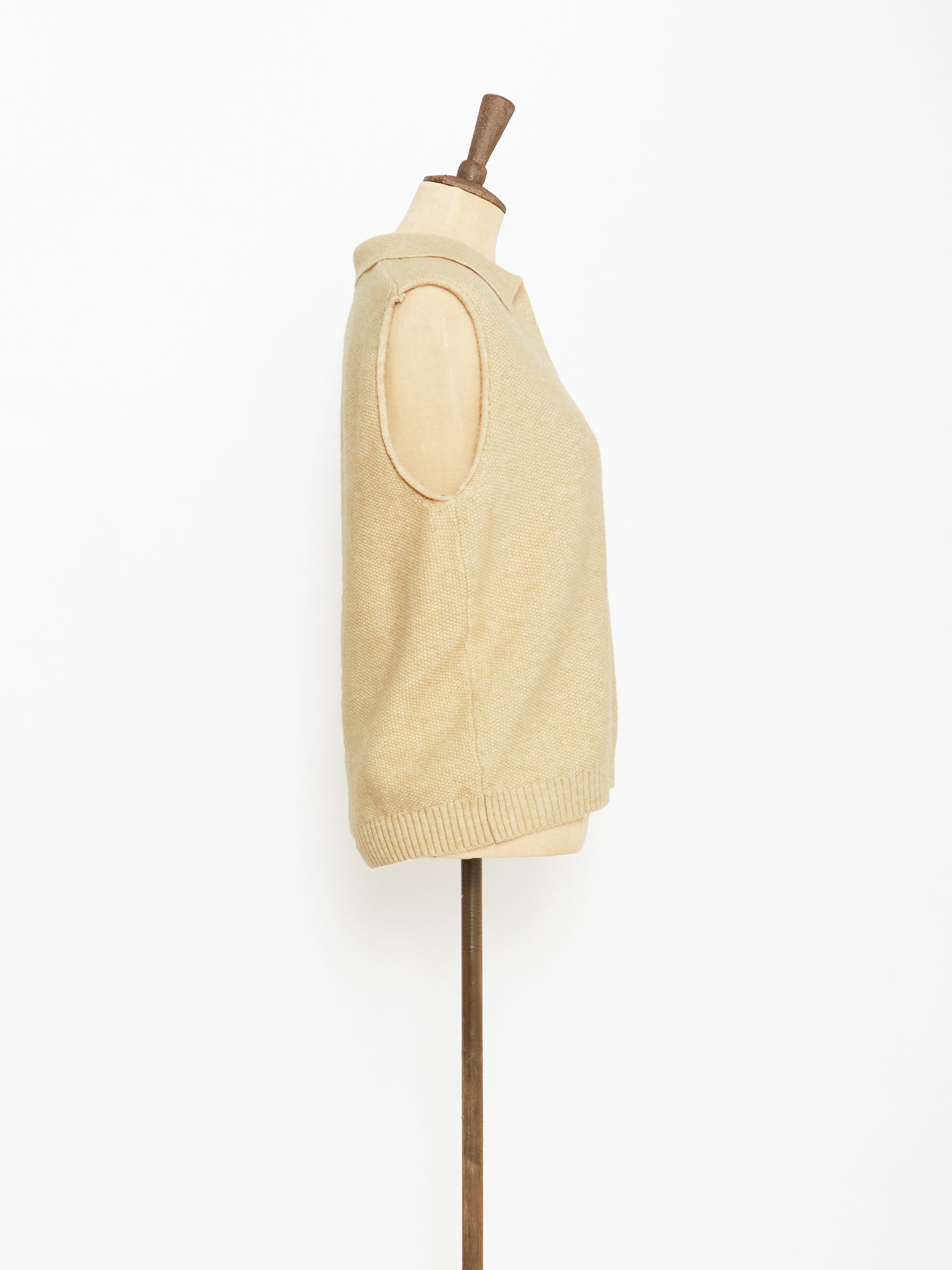 Knit vest (beige)