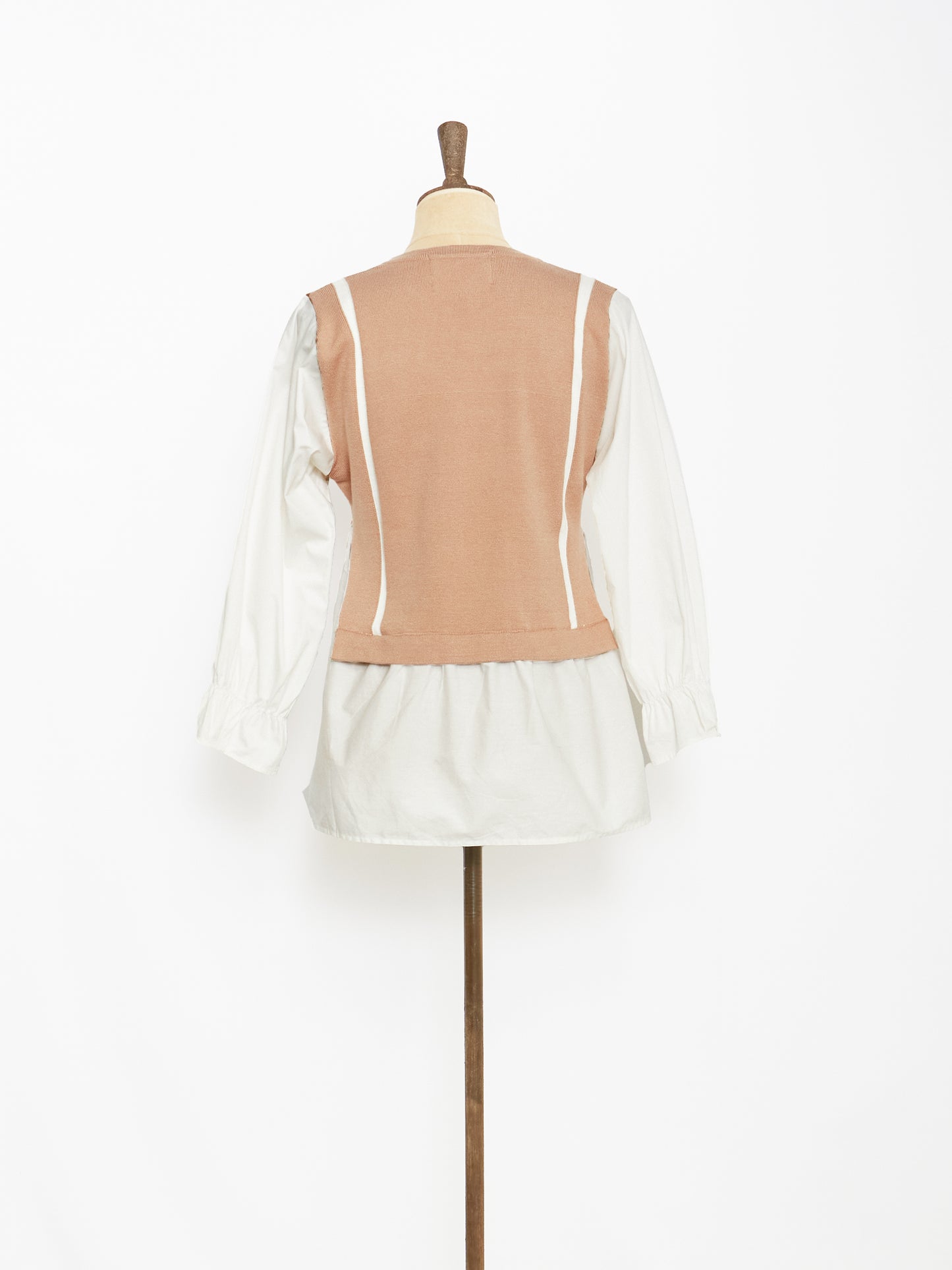 AQFW22T44BRN