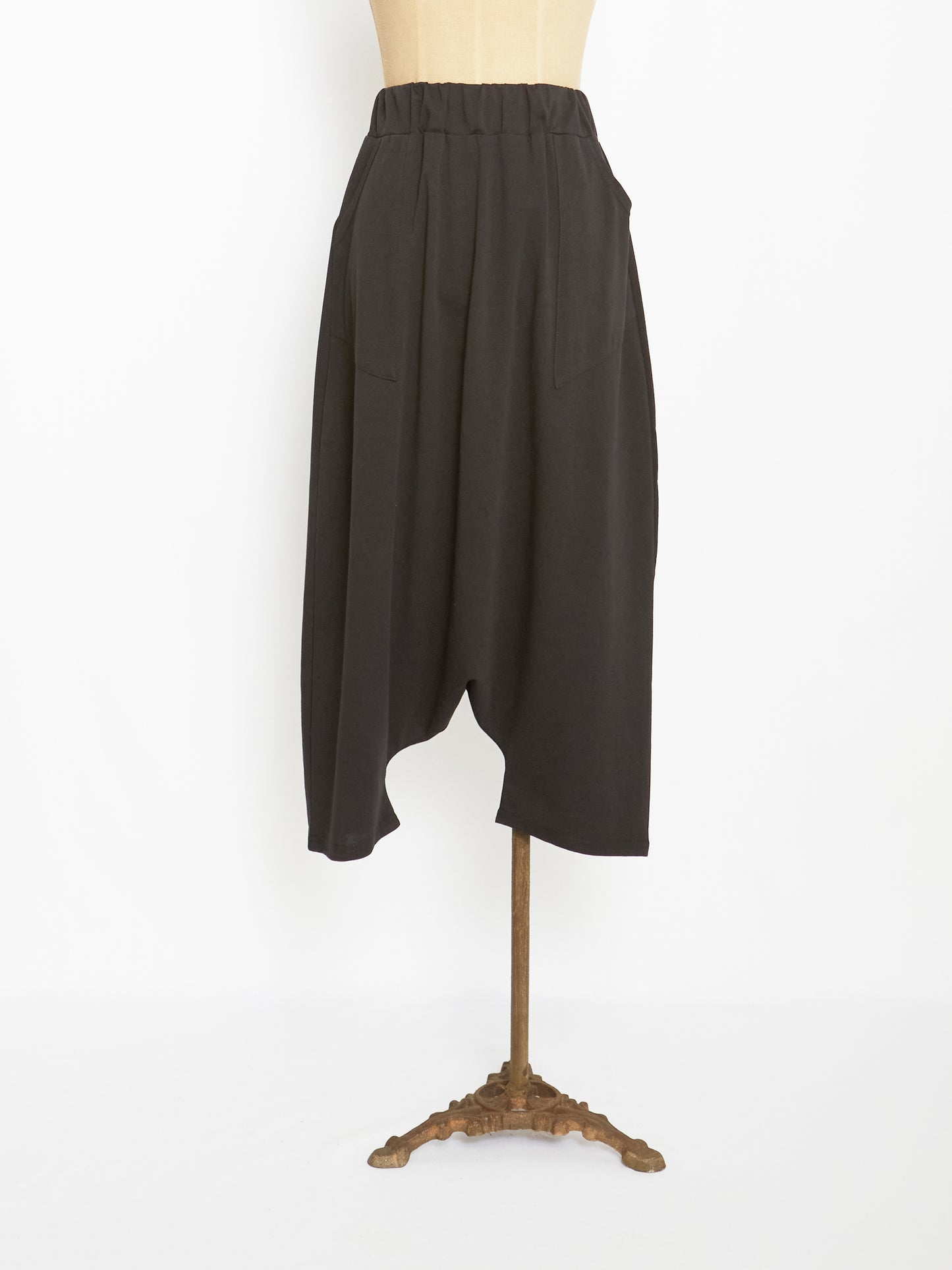 AQFW22PT07BLK