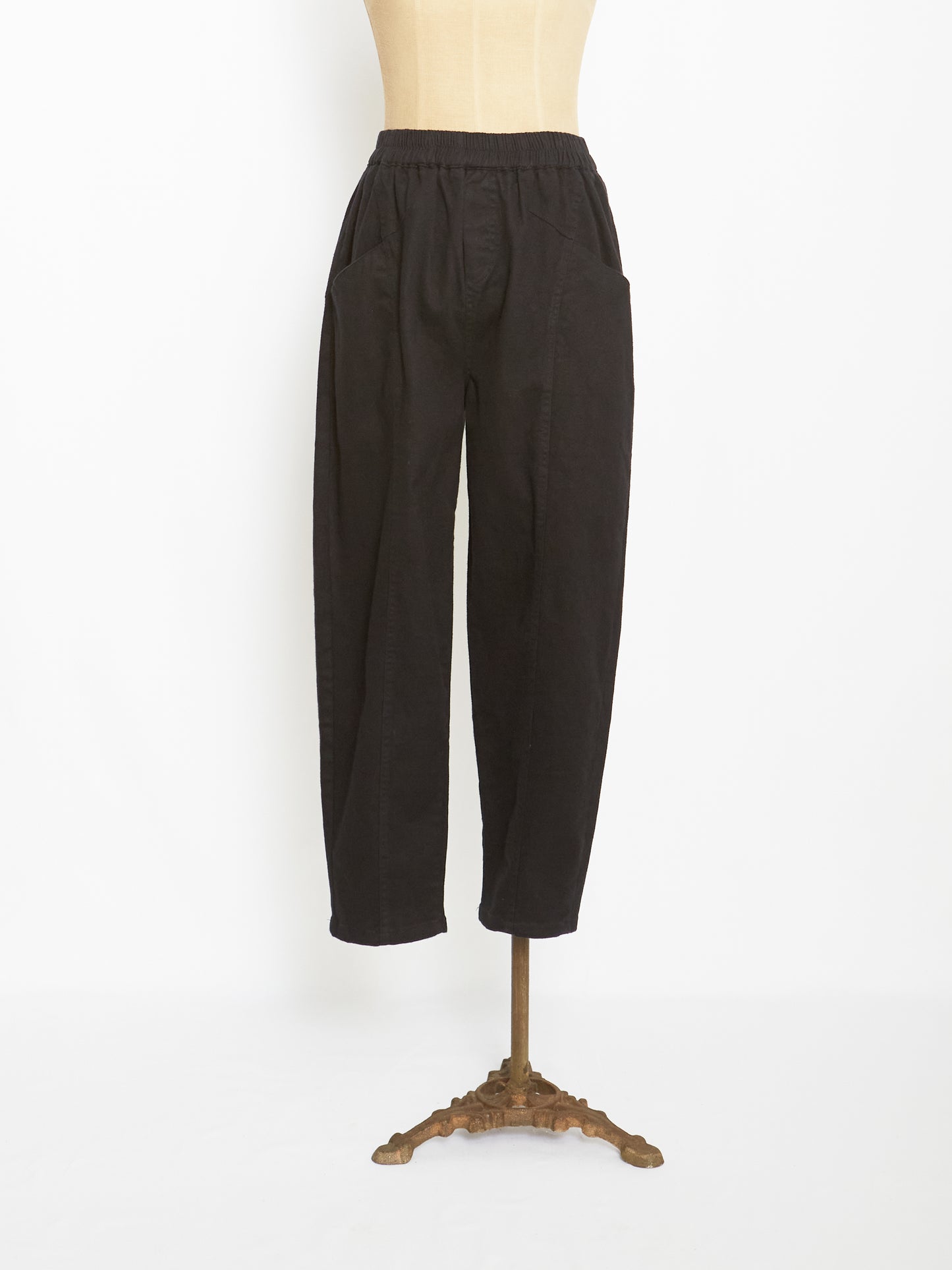 Regular fit pants (Black)