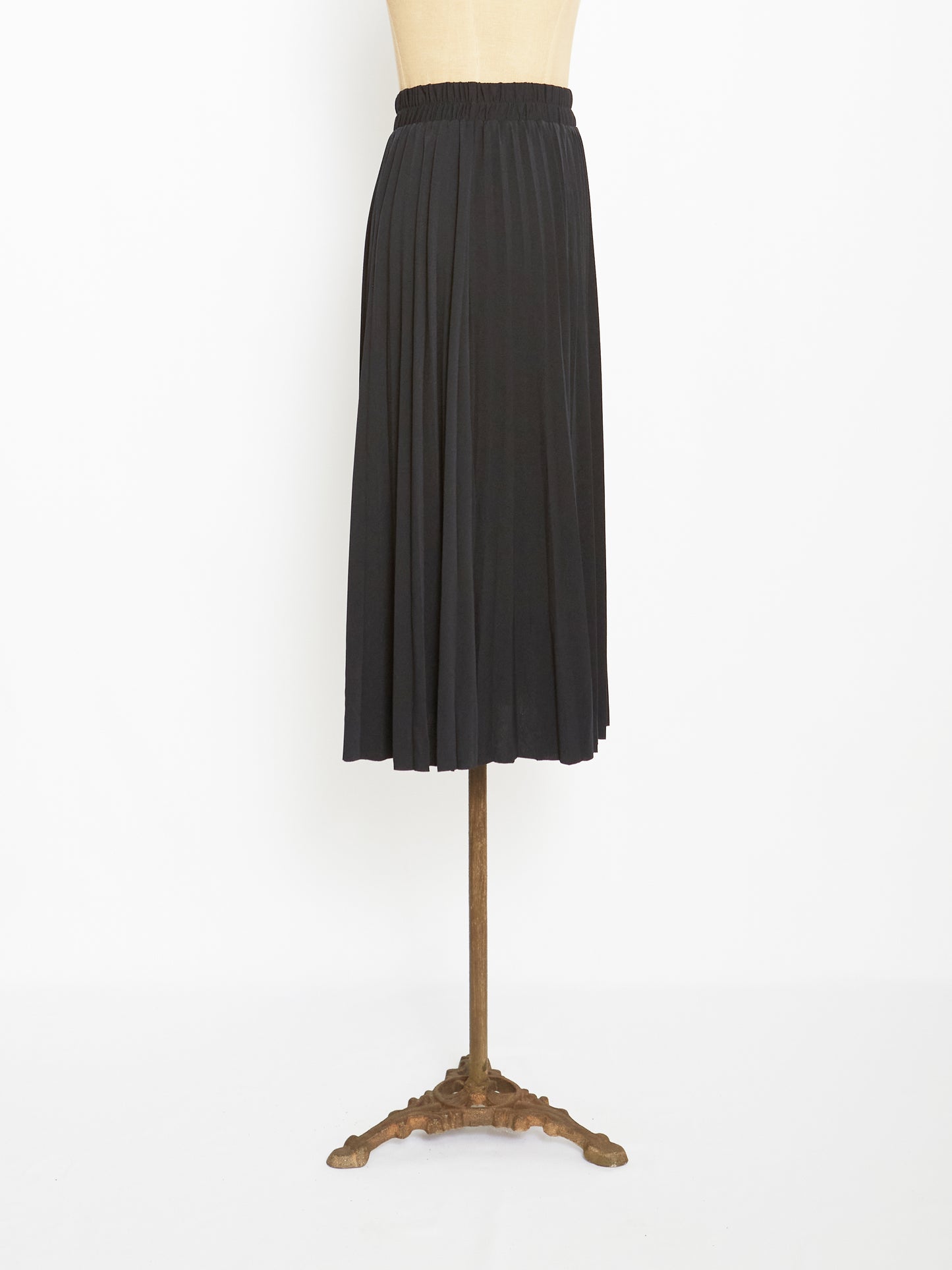 Pleated Midi Skirt (Black)