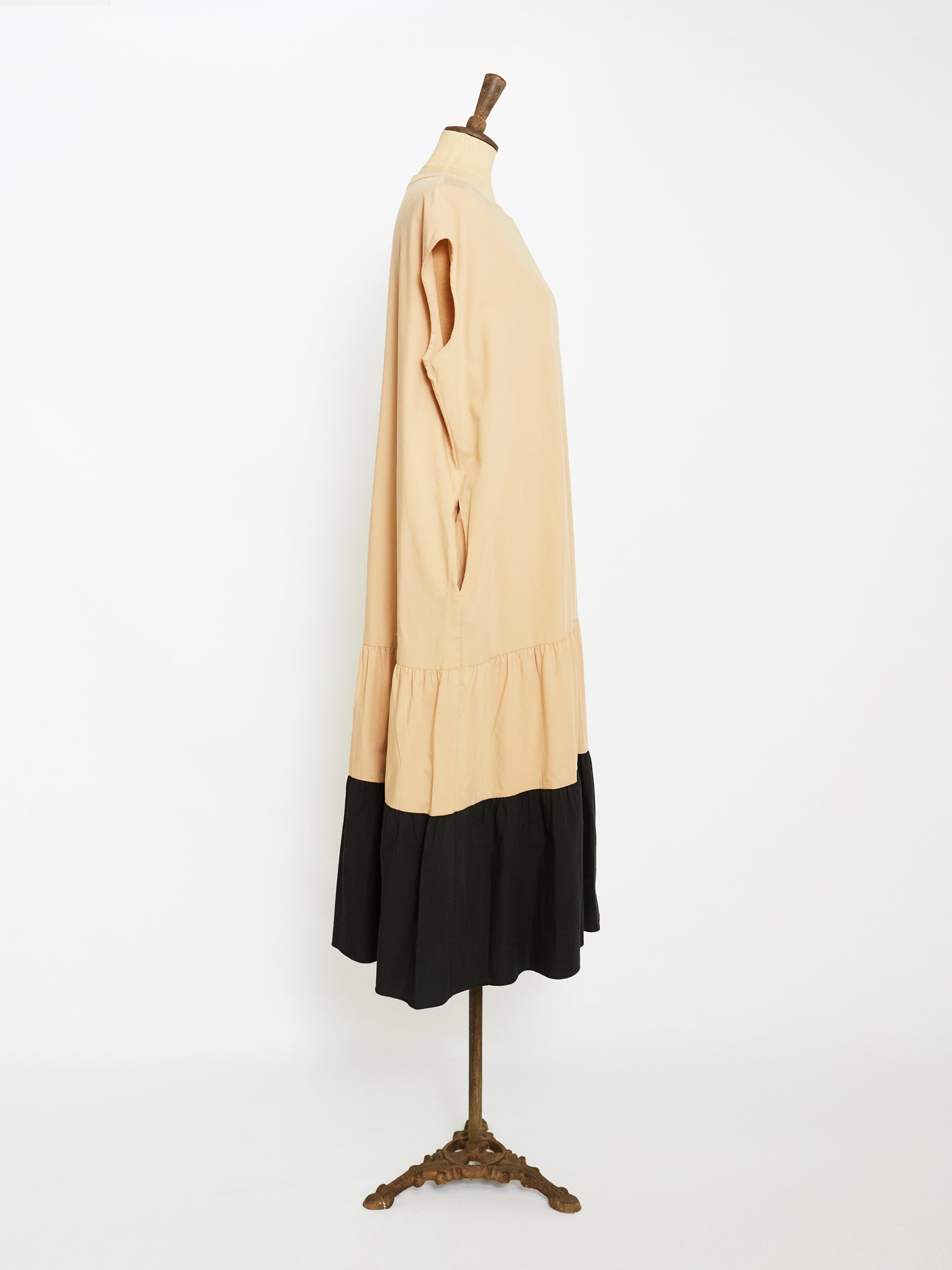 Sleeveless Long Dress