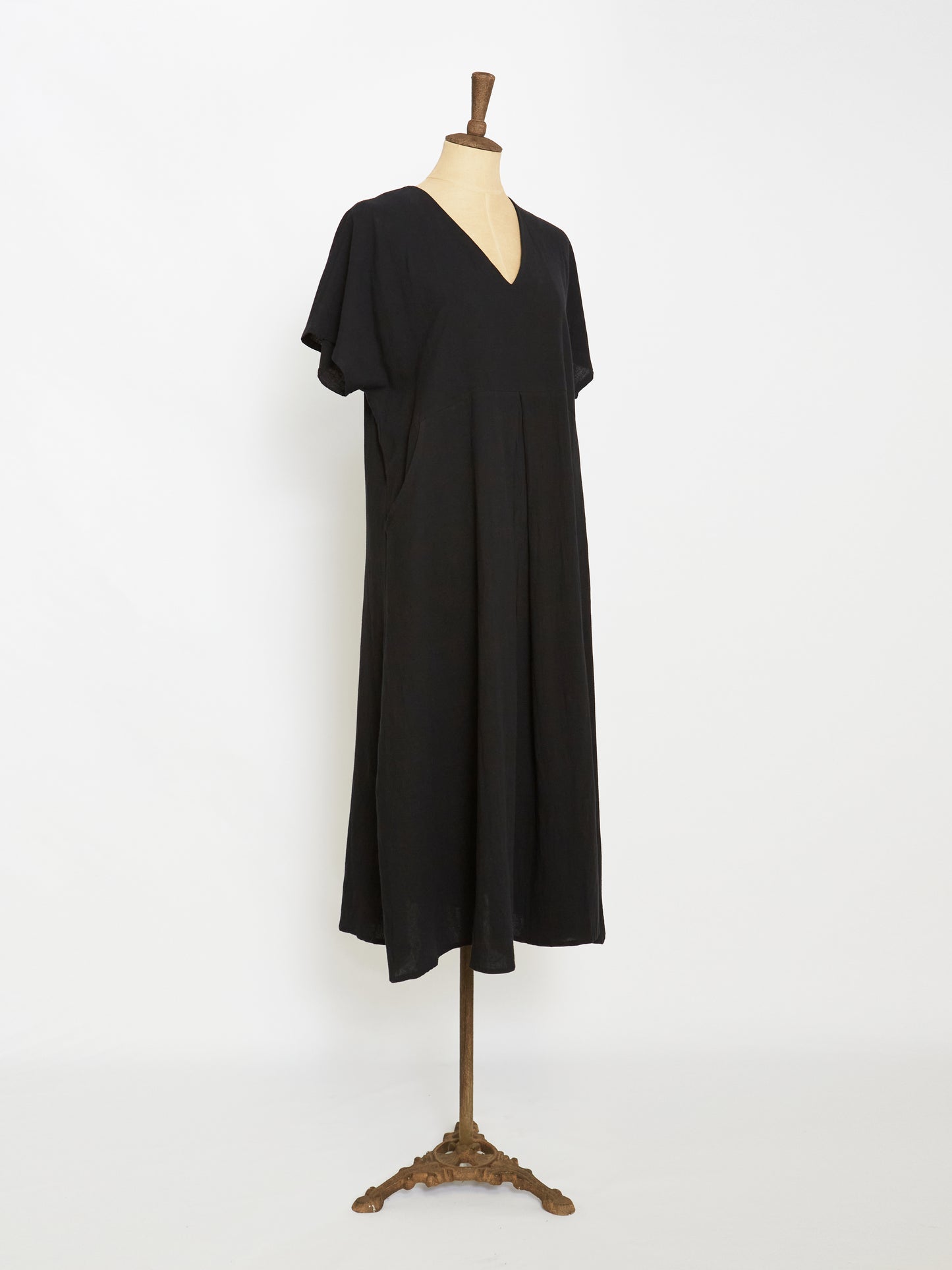 The Flare Linen Dress (Black)