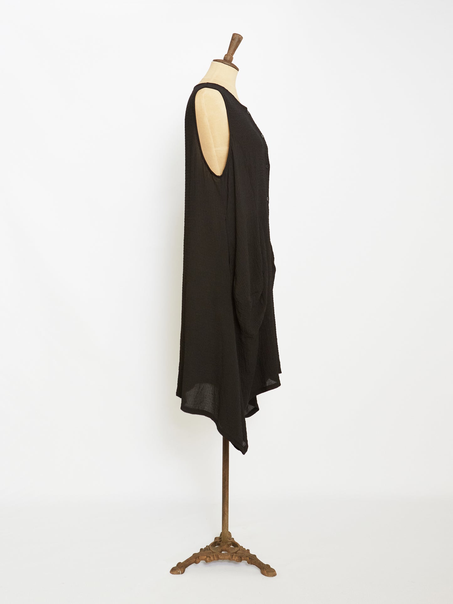 Avant-Garde Long Vest (Black)