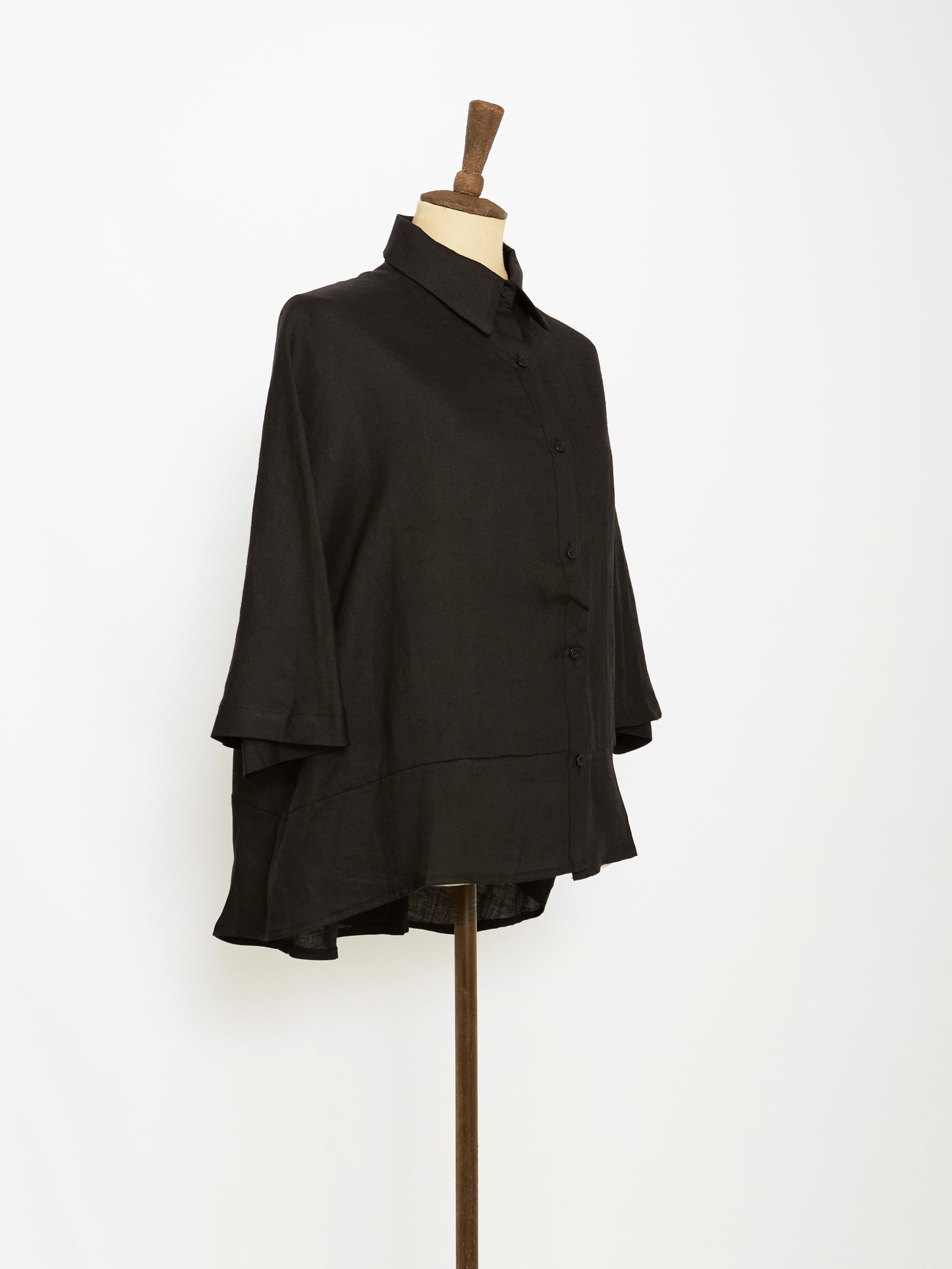 The Pure Linen Shirts (Black)