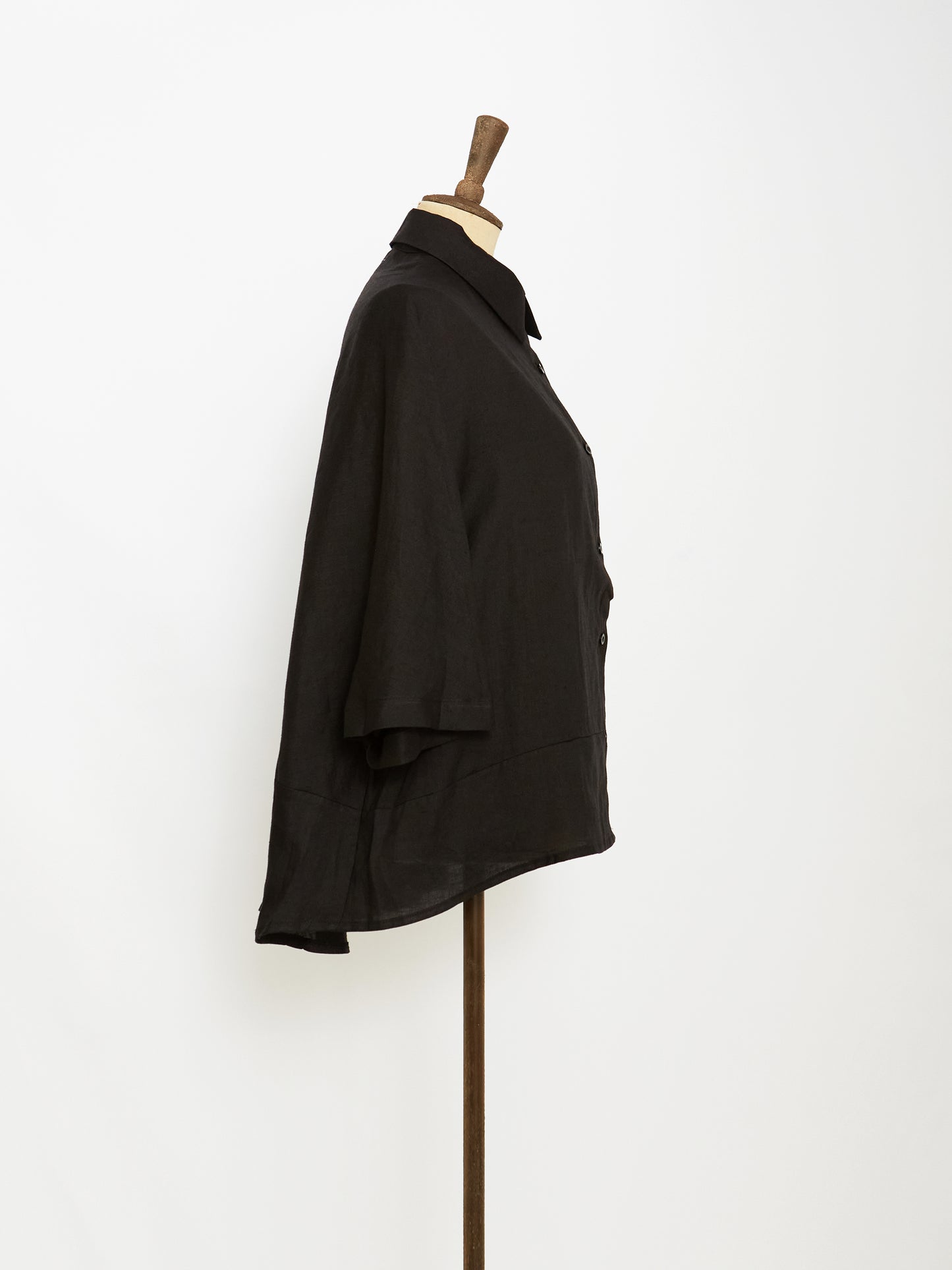 The Pure Linen Shirts (Black)