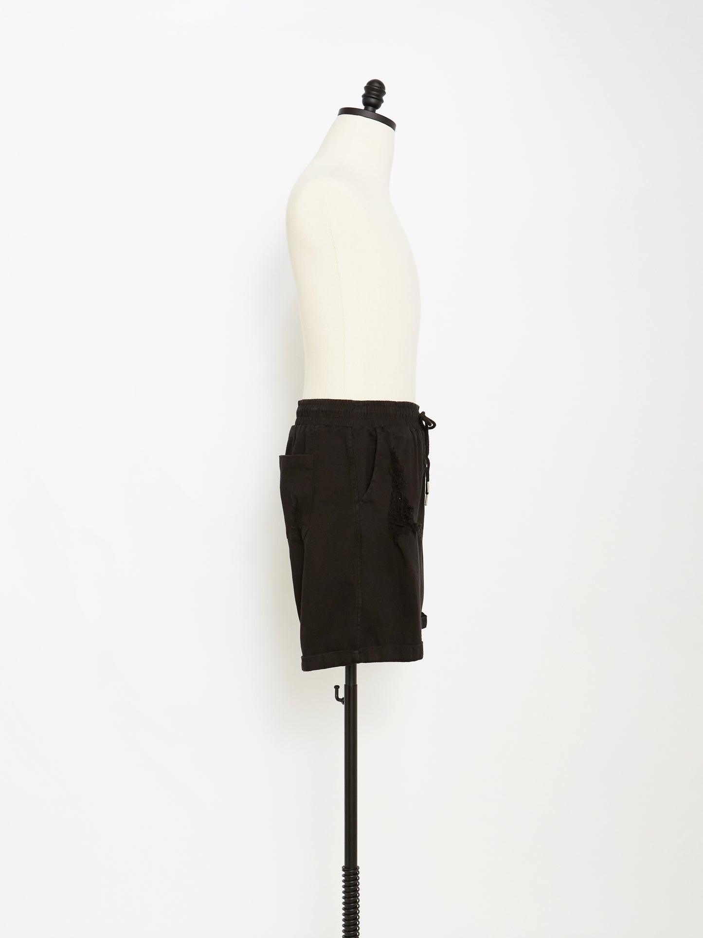 The Distressed Shorts (Black)