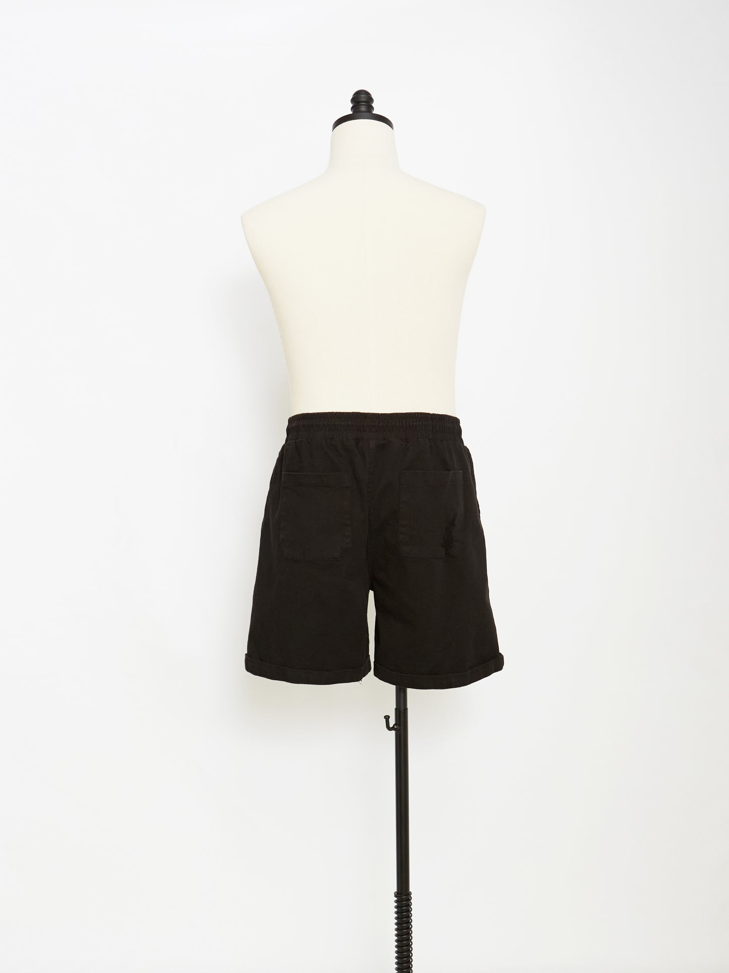 The Distressed Shorts (Black)