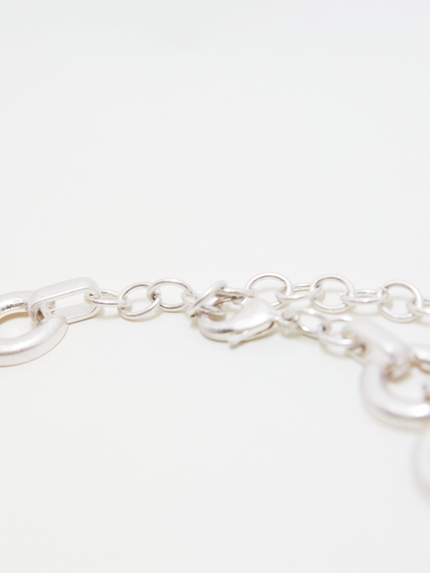 Matte circle chain necklace