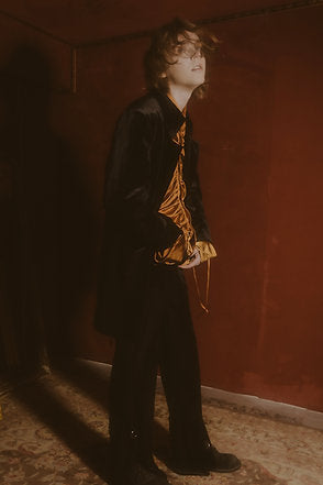 Classic Velvet Blazer (Black)