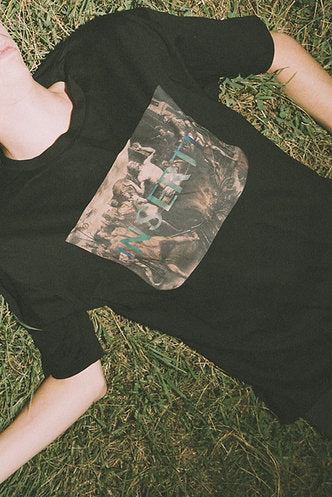 Light-reflecting logo T-shirt