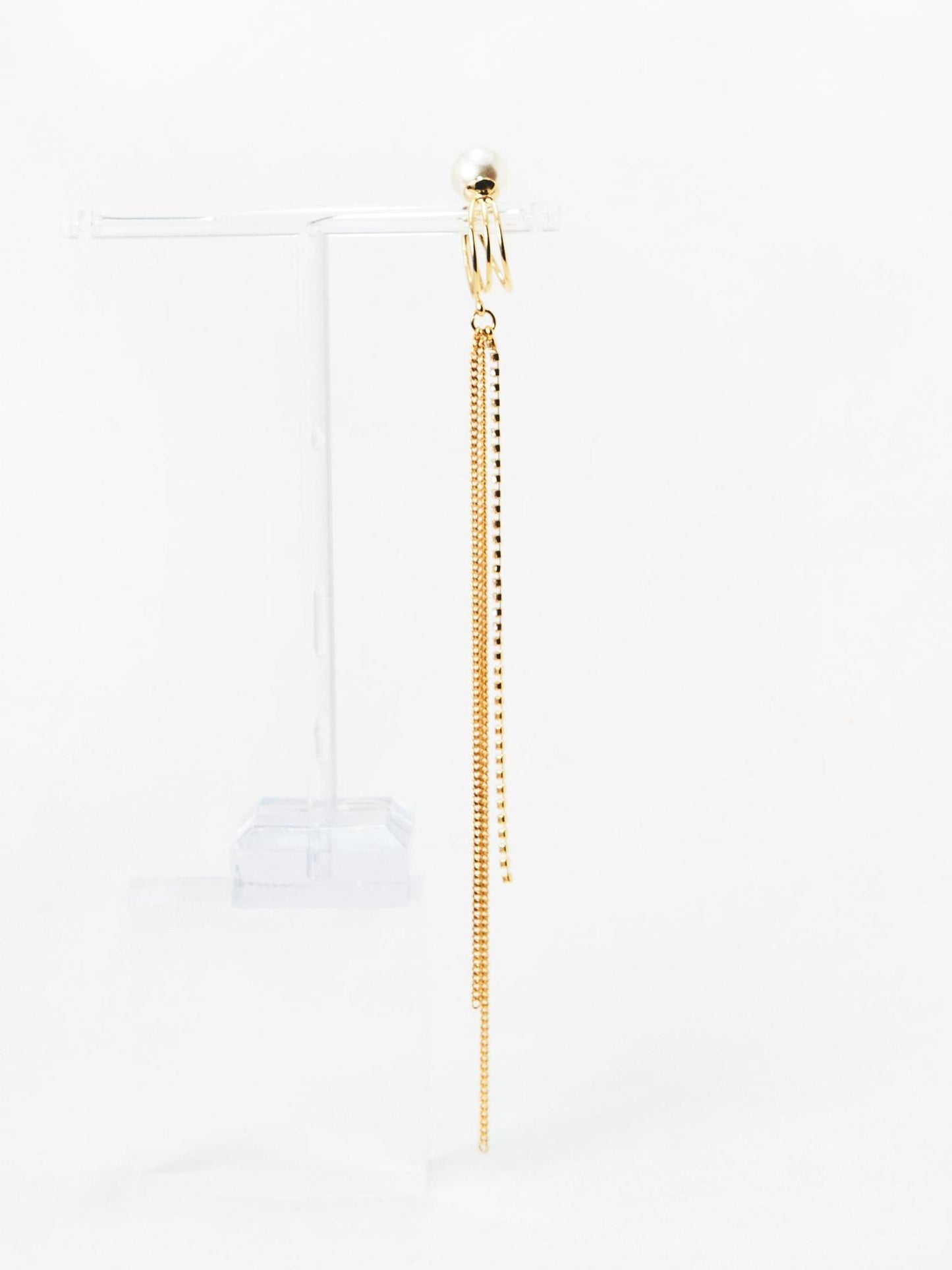 Pearl Drop Chain Earcuff