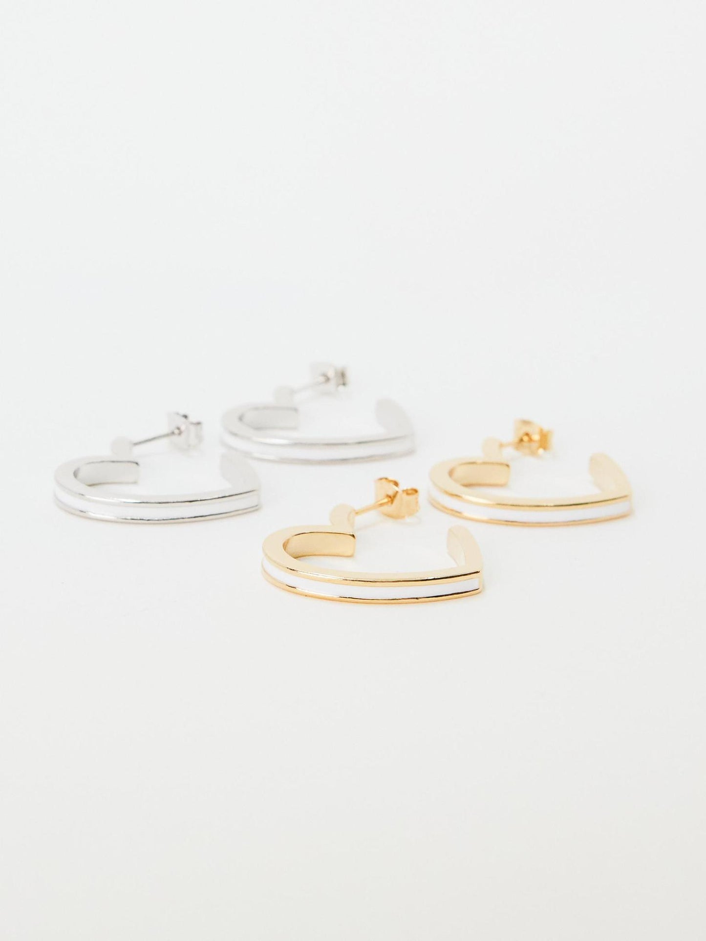 Heart Frame Earrings (2colors)