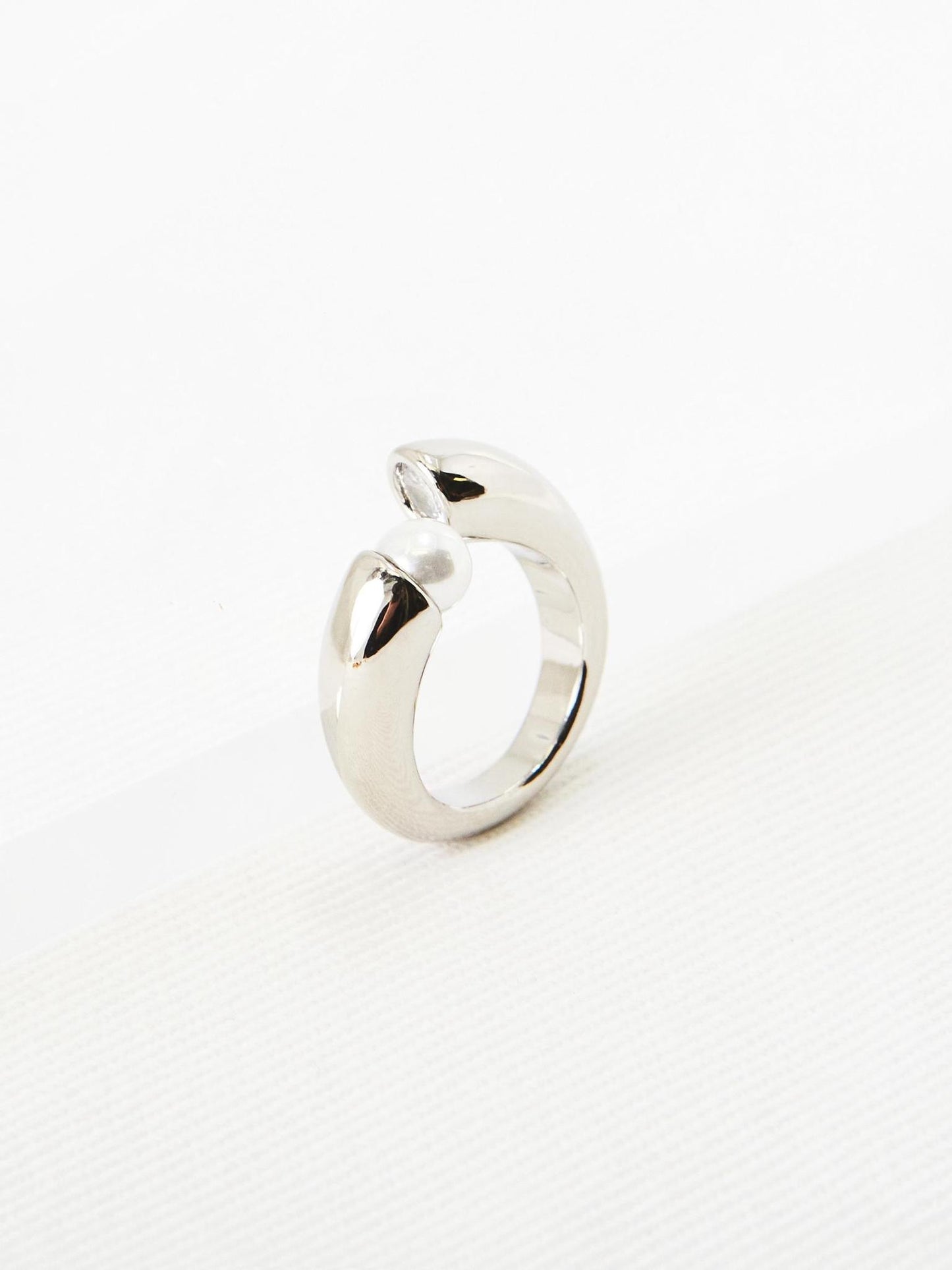 Spiral Pearl Ring (2color)
