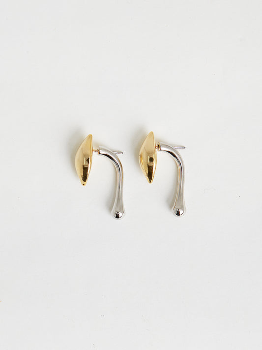 Leaf Stud Earrings (Gold)
