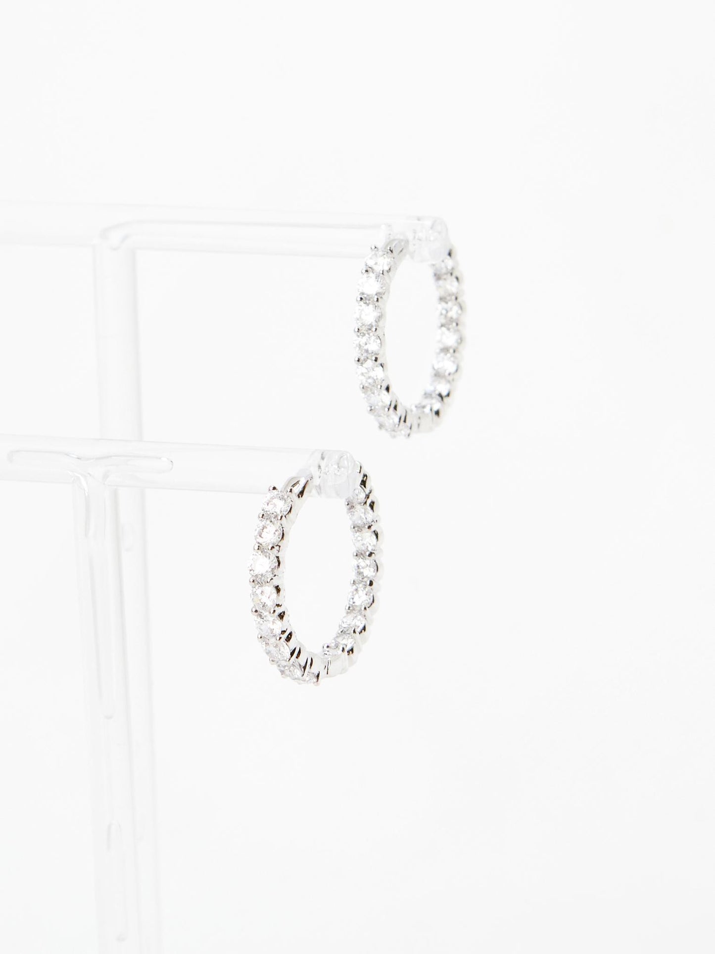 Daily Stone Hoops