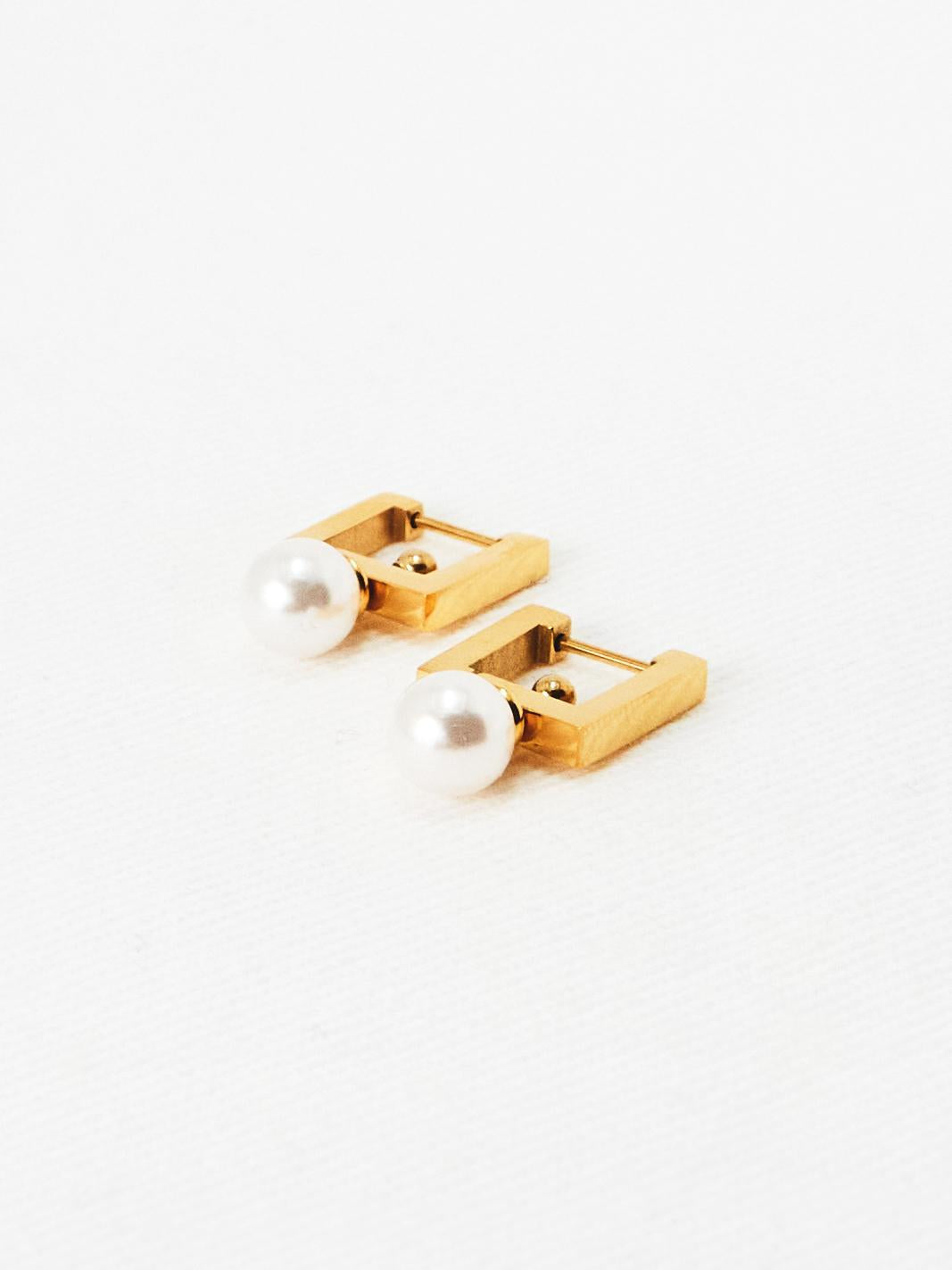 Square Pearl Earring