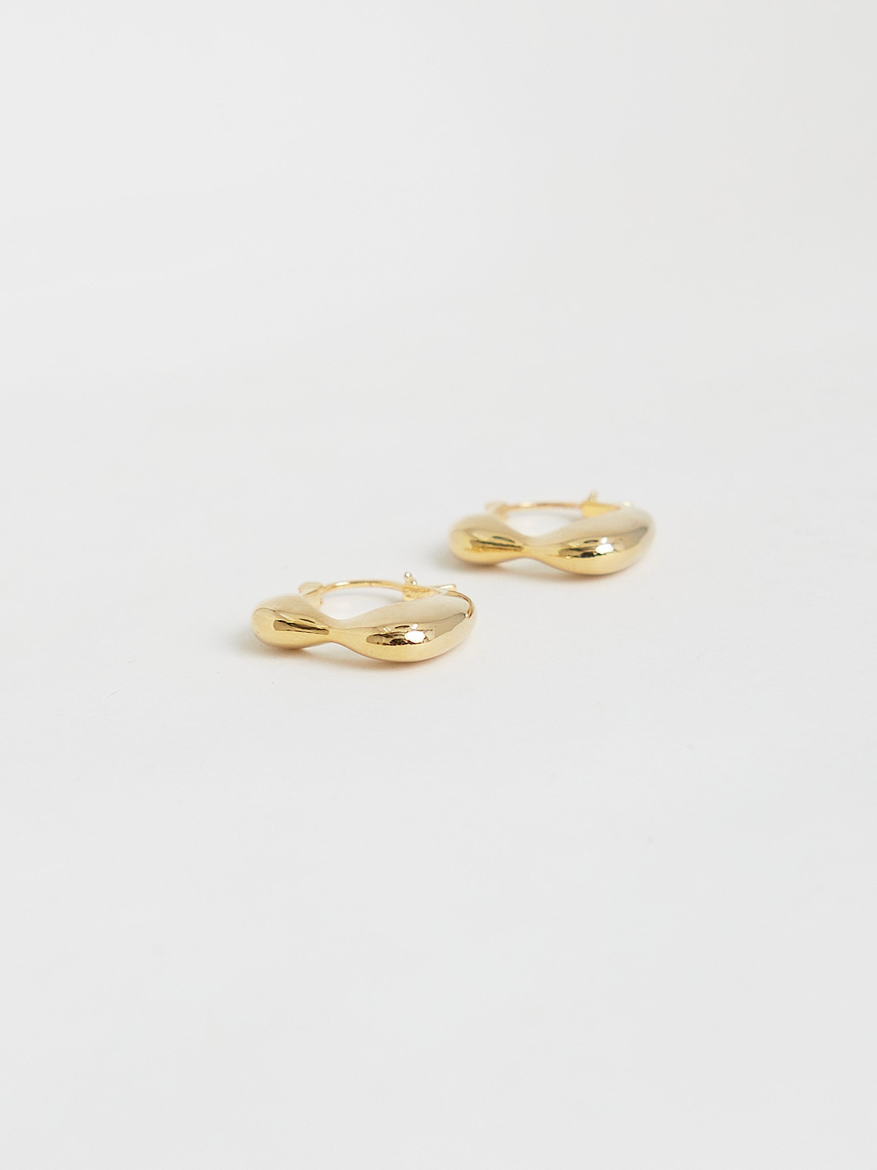 Chunky Hoop Earrings (Gold)